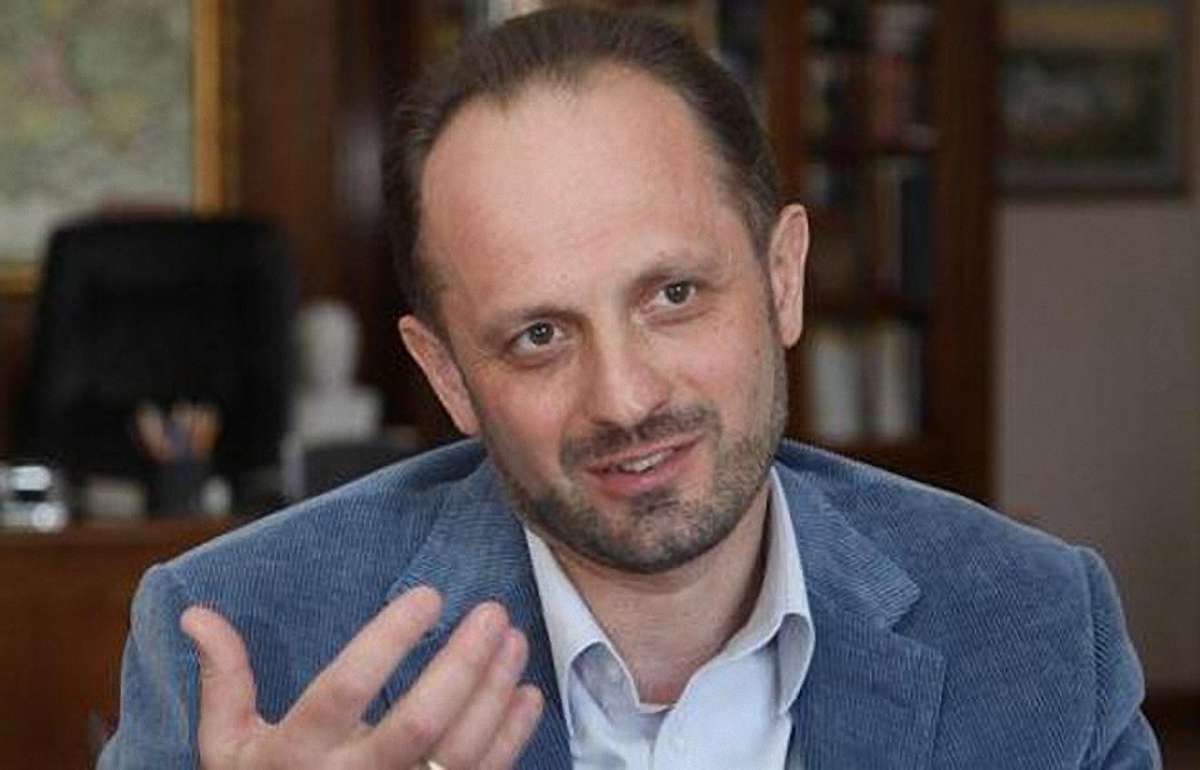 Росія зацікавлена, щоб війна на Донбасі тривала, – Безсмертний