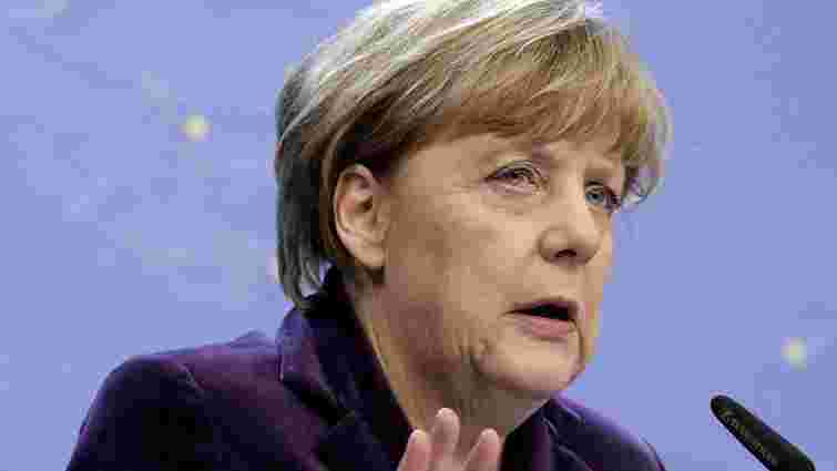 Меркель впевнена у продовженні санкцій проти Росії