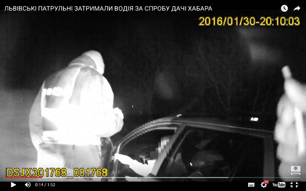 П’яний водій пропонував хабара львівським патрульним