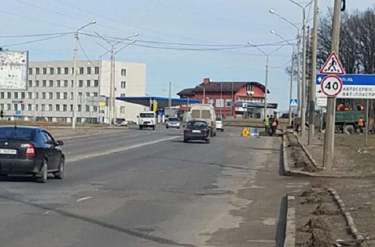На перехресті у Львові, де автомобіль збив двох дітей, обмежили швидкість руху