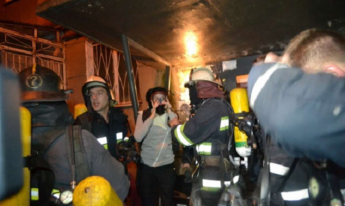 В Одесі горіла багатоповерхівка: двоє людей загинули