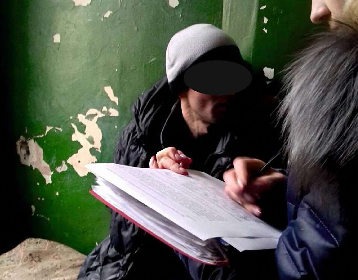 Поліція затримала п’яного львів’янина, який намагався потрапити в чужу квартиру