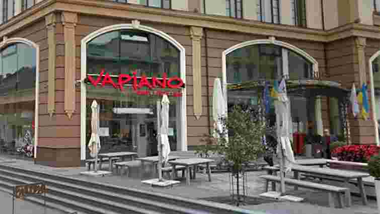 Львівський ресторан вибачився за те, що вигнав хворого на ДЦП клієнта