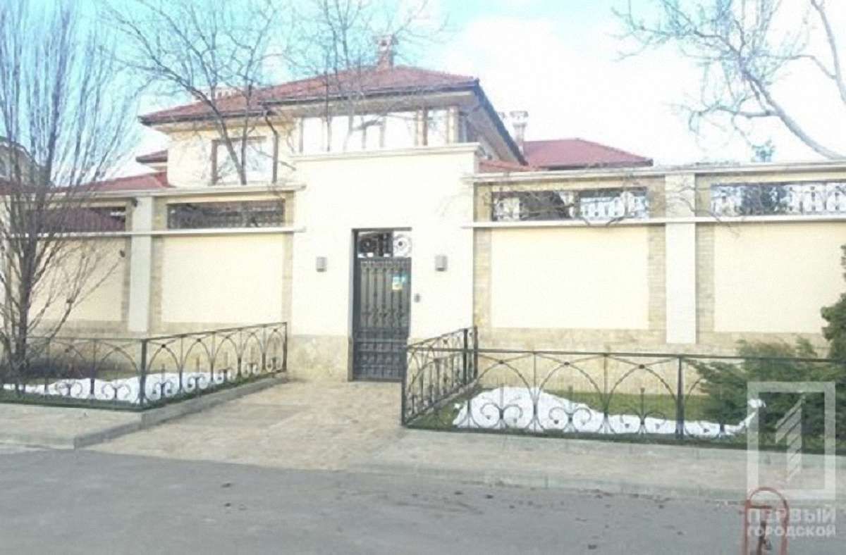 В Одесі кинули гранату на подвір’я власника відомої експедиторської фірми