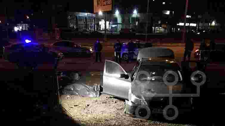 У Києві вночі поліція вогнем у відповідь застрелила втікача на BMW