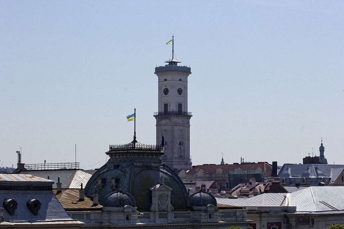Орендарів у Львові не звільнили від сплати інфляційних втрат