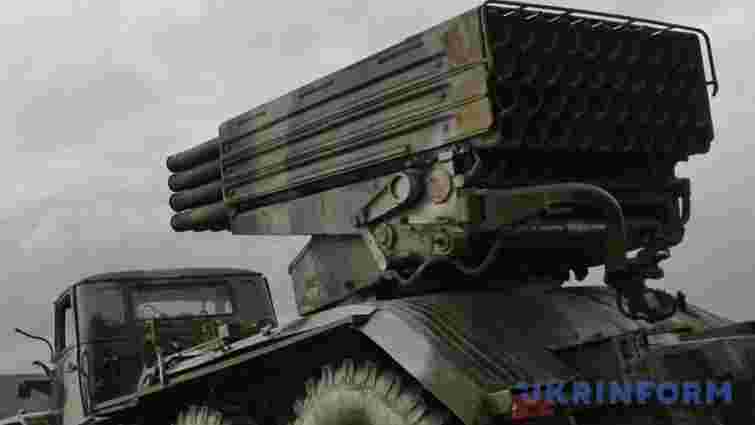 Російські війська біля адмінкордону Криму розгорнули «Гради» і артилерію