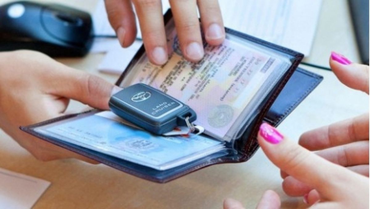 Львівські водії переходять в онлайн