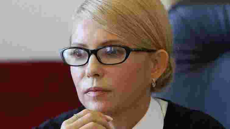 Після зустрічі з президентом Тимошенко заявила, що  ініціюватиме відставку Яценюка