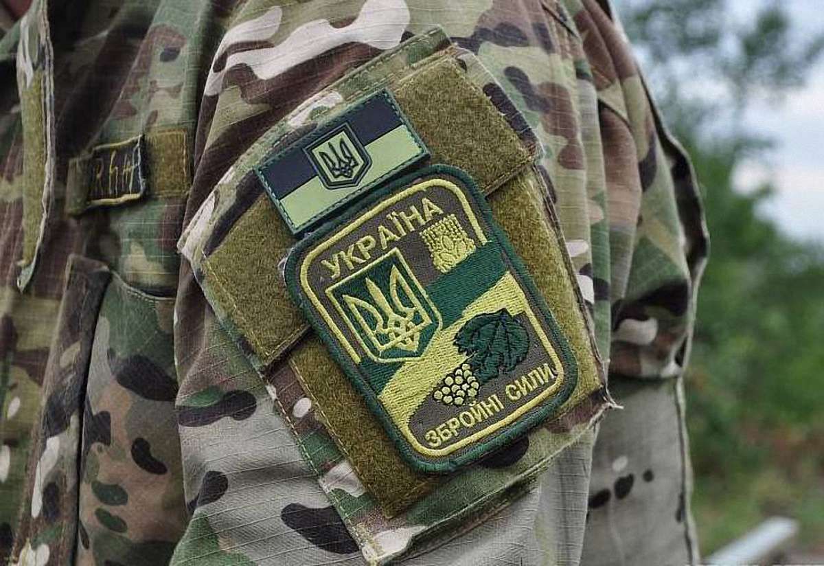 Біля Пісків військові підірвалися на міні, один загинув