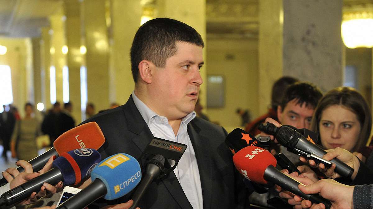 «Народний фронт» заявив, що голосуватиме за всі безвізові закони