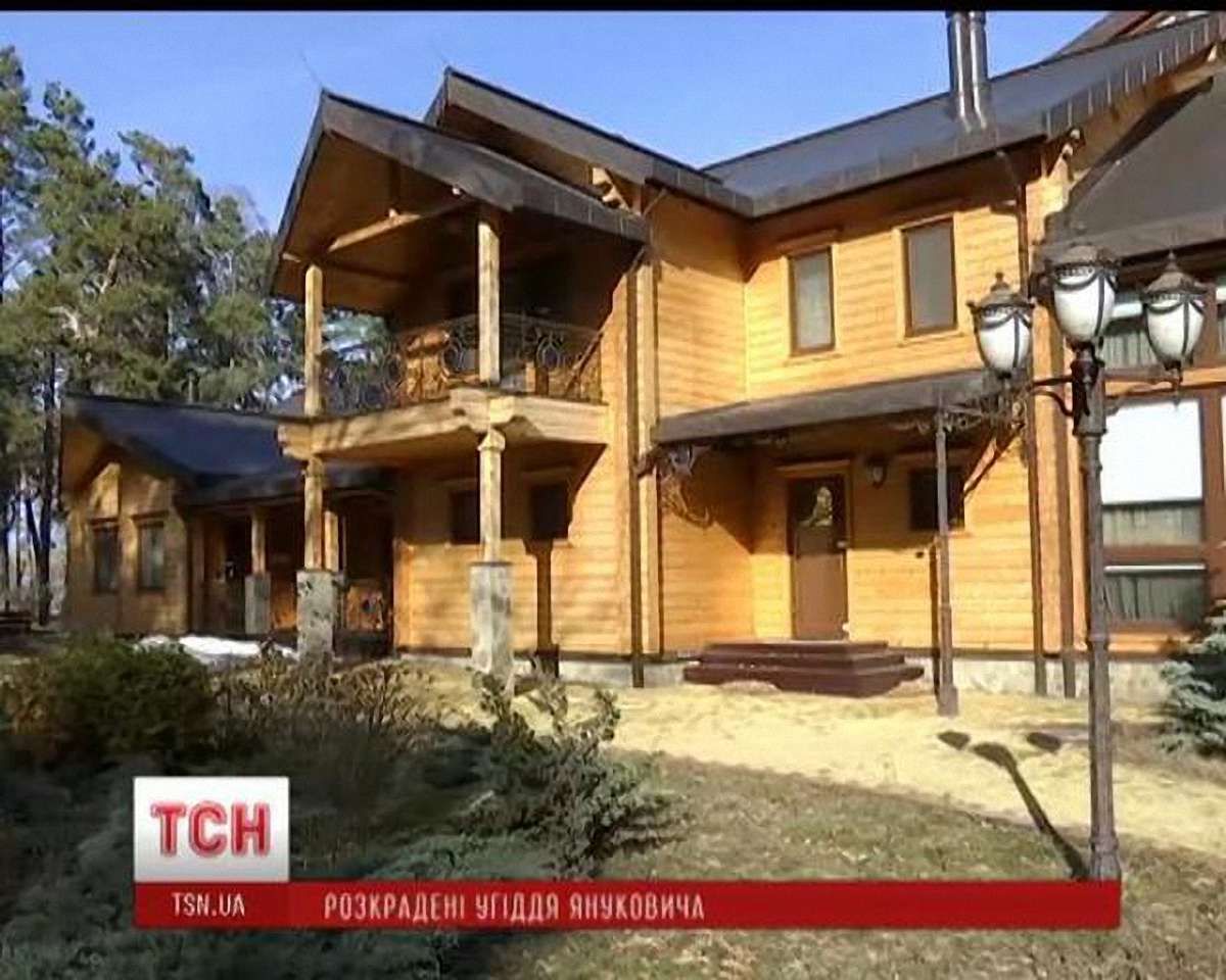 Мисливський будинок Януковича в Сухолуччі на Київщині розграбували
