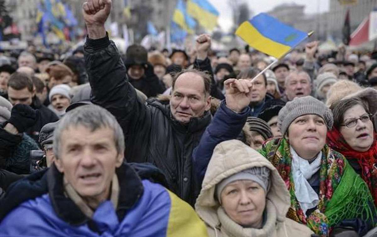Учасники віче на Майдані висунули свої вимоги до влади