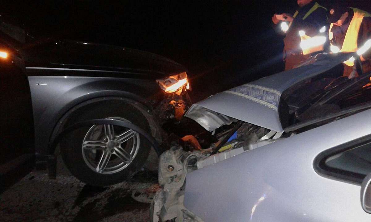 Біля Львова зіткнулися дві автівки: постраждала пасажирка 