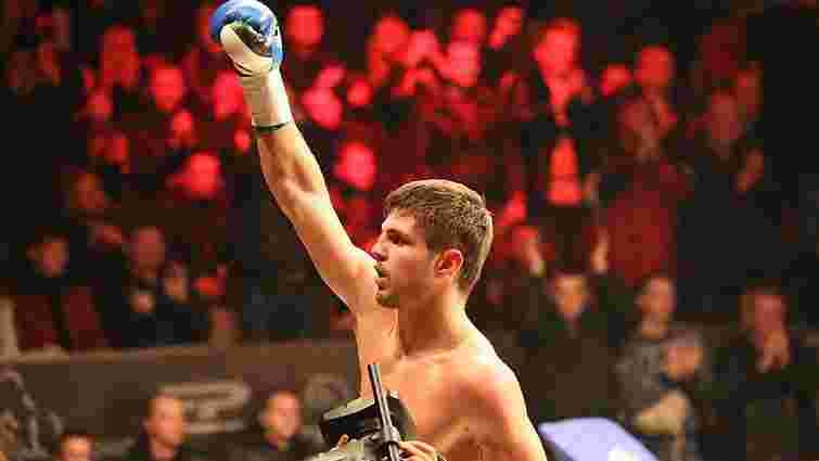 Український боксер Євген Хитров вийде на ринг проти американця