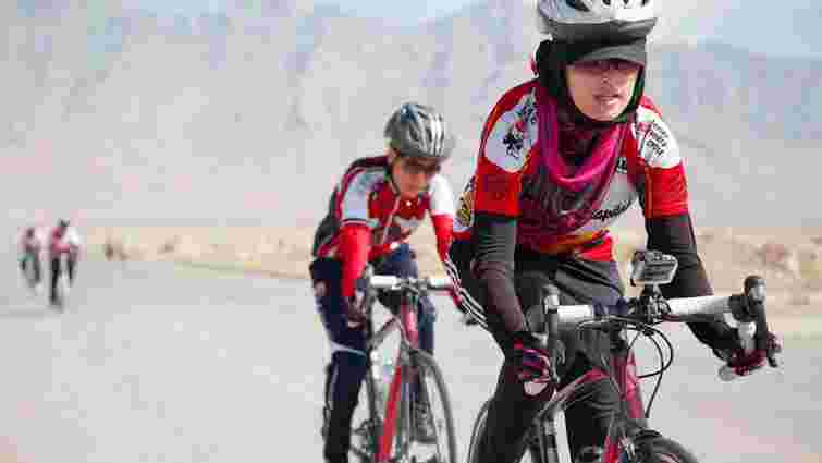 Жіночу збірну Афганістану з велоспорту висунули на Нобелівську премію миру