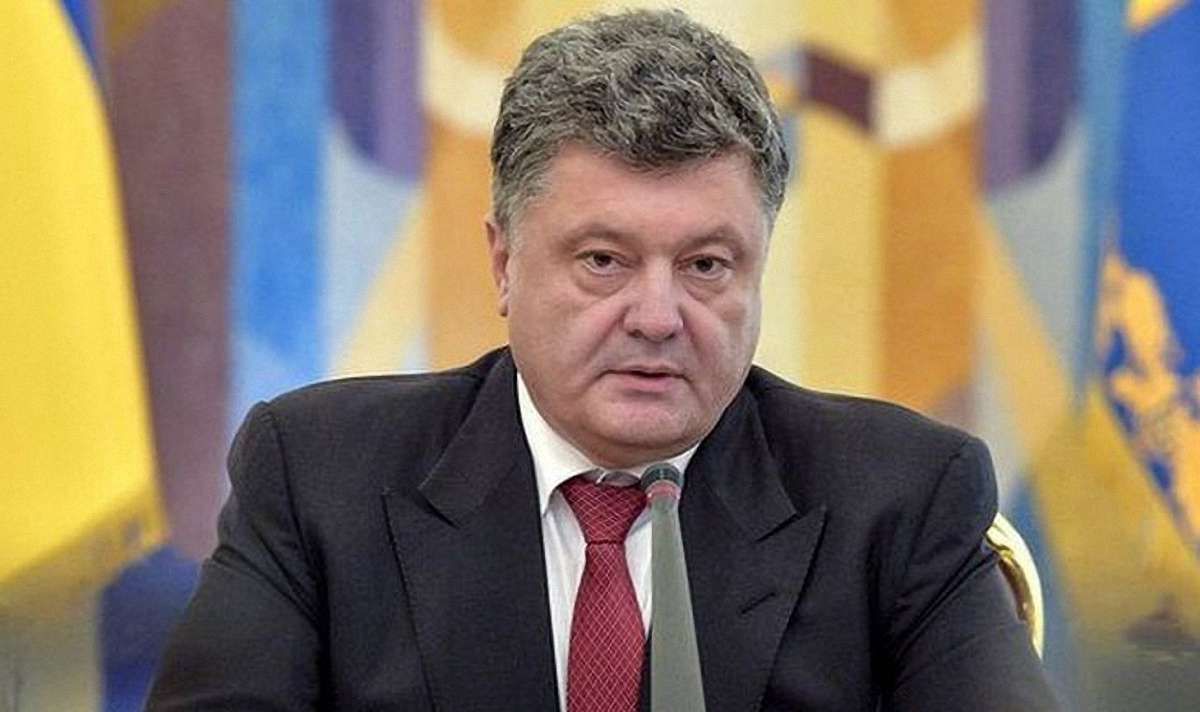 Порошенко підписав закон про «партійну диктатуру»