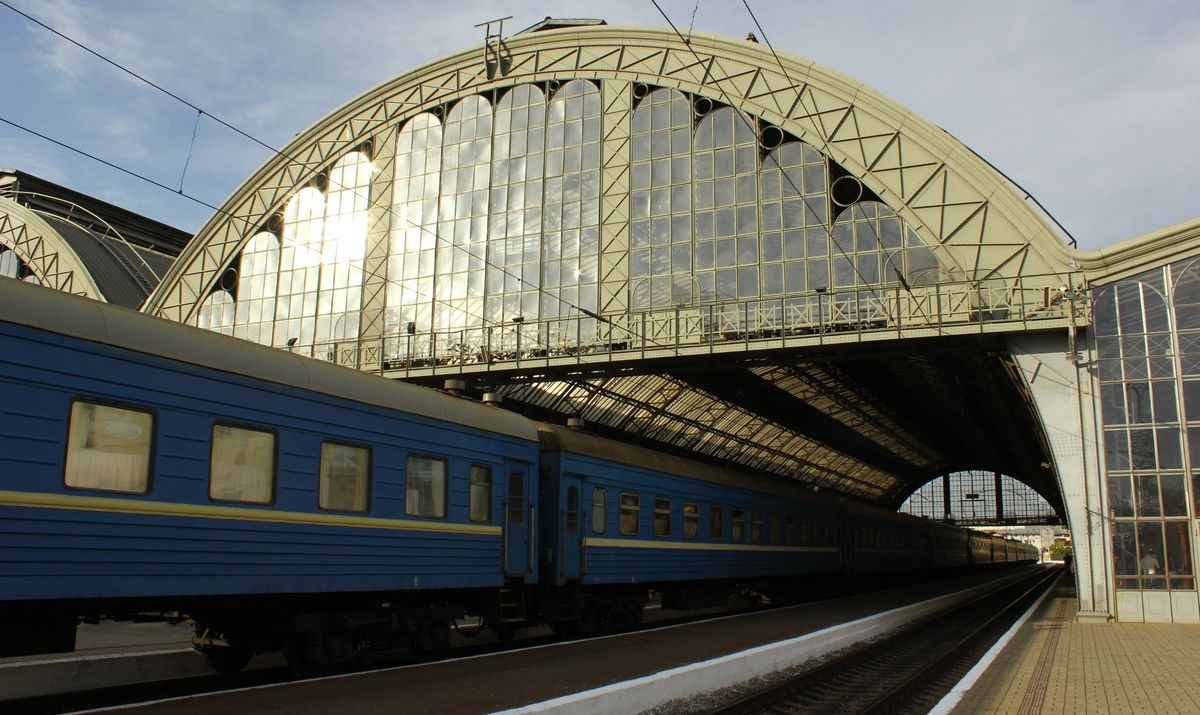 Квитки на швидкий поїзд Київ-Львів подорожчають майже удвічі