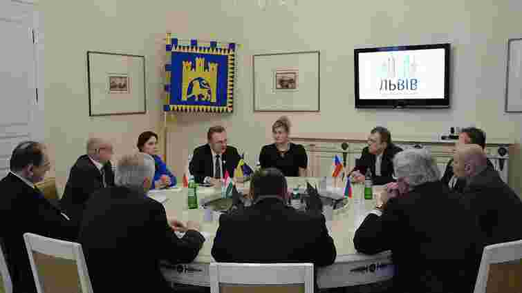 Міський голова Львова зустрівся з представниками країн «Вишеградської четвірки»