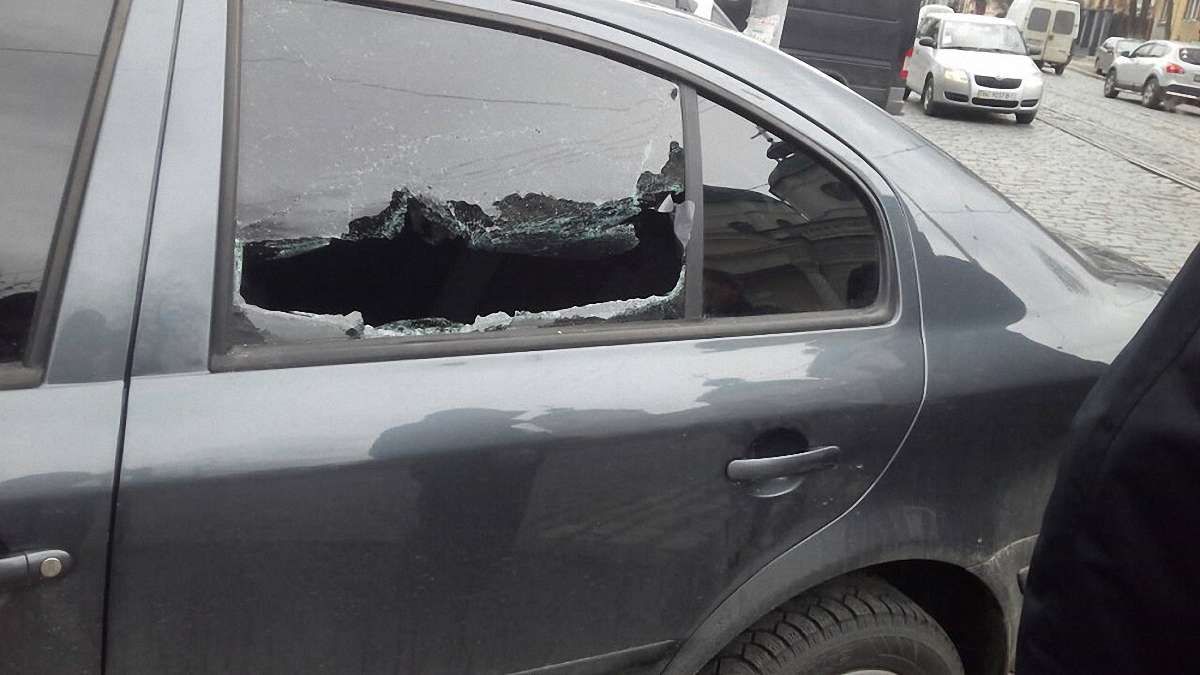 З автомобіля торгового агента у Львові вкрали ₴75 тис.