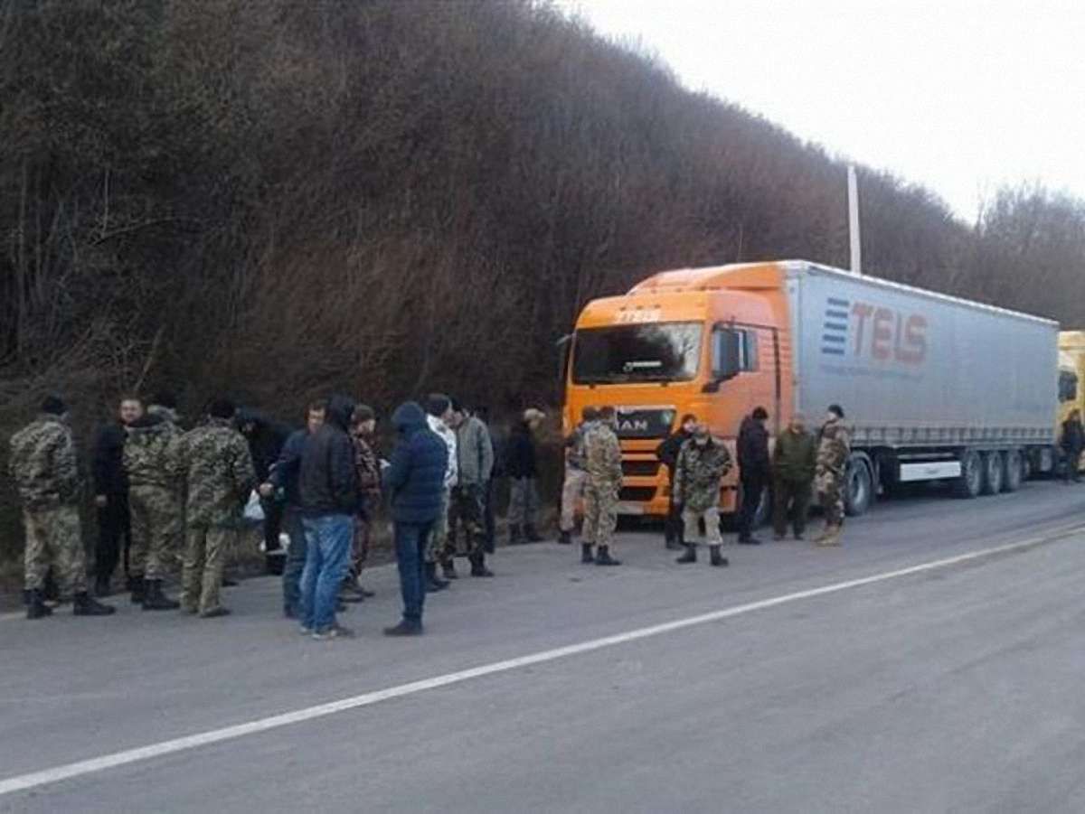 В Мініфрастуртури розповіли, як російським фурам уникнути блокади в Україні