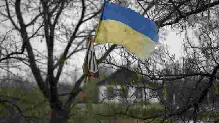 На Луганщині підірвався автомобіль з українськими військовими, є загиблі і поранені