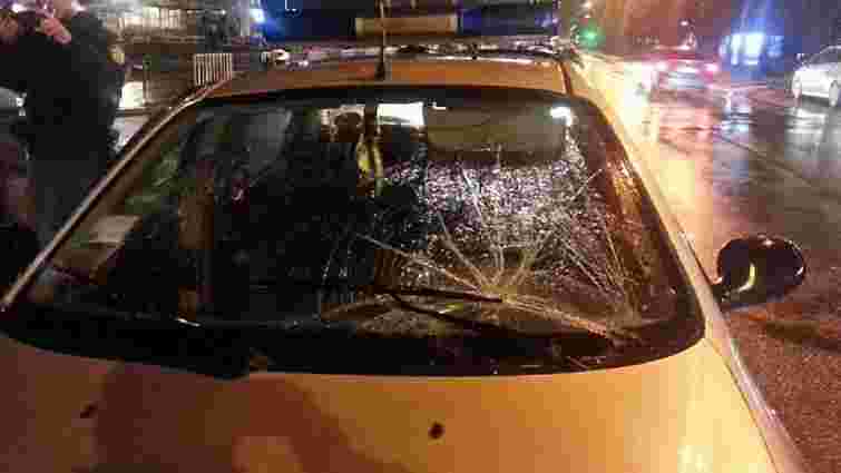 Машина поліції охорони збила пішохода у Львові