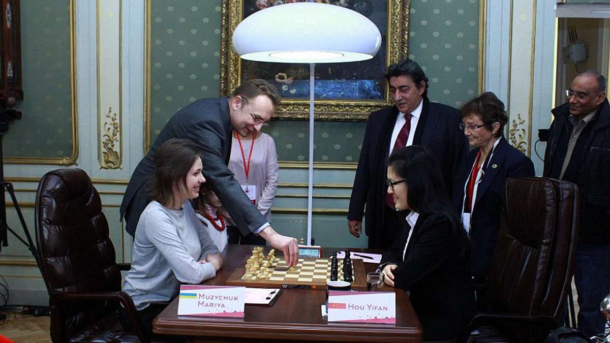 У Львові розпочався матч за звання чемпіонки світу з шахів