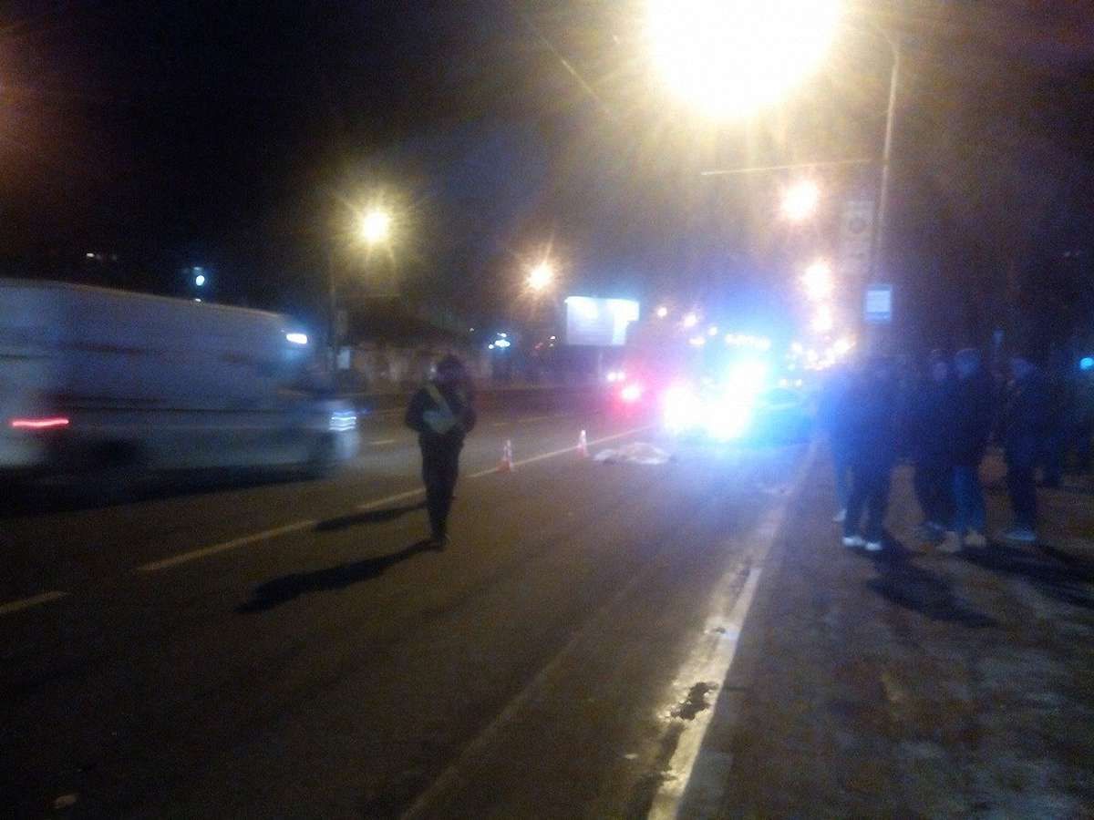 У Львові позашляховик збив насмерть 40-річну жінку