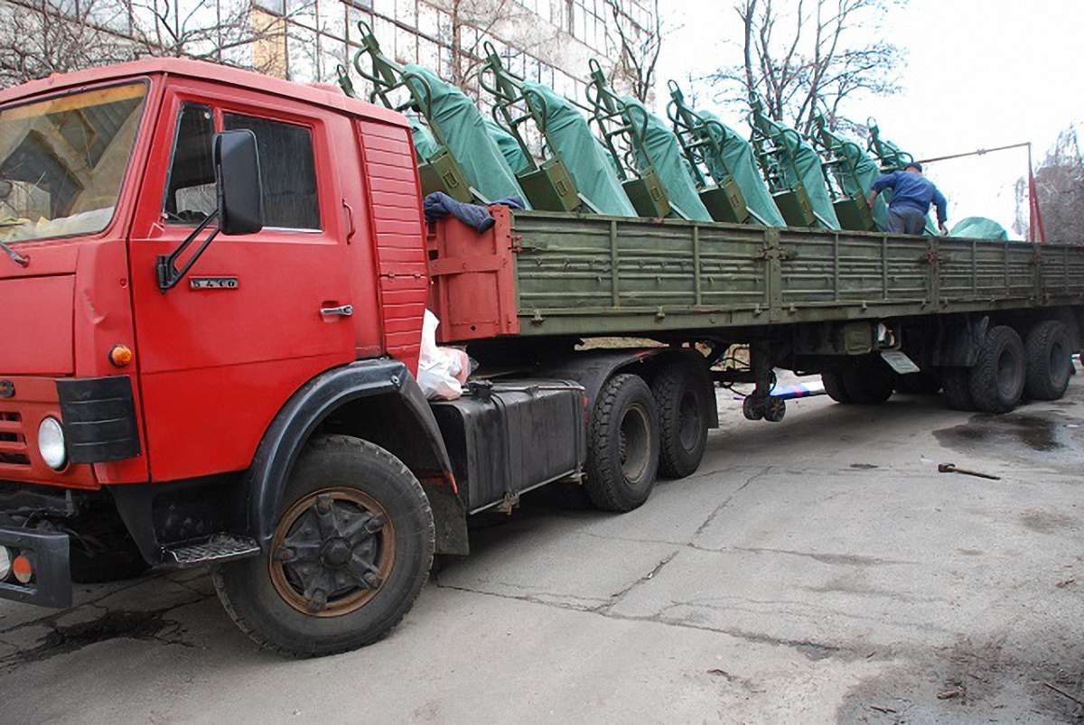 Українські військові отримали першу партію нових мінометів «Молот»