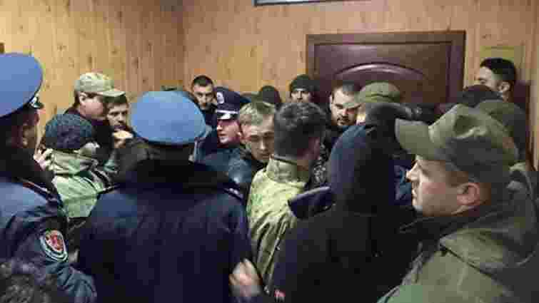«Правий сектор» і Антимайдан побилися під час суду у справі про події 2 травня в Одесі