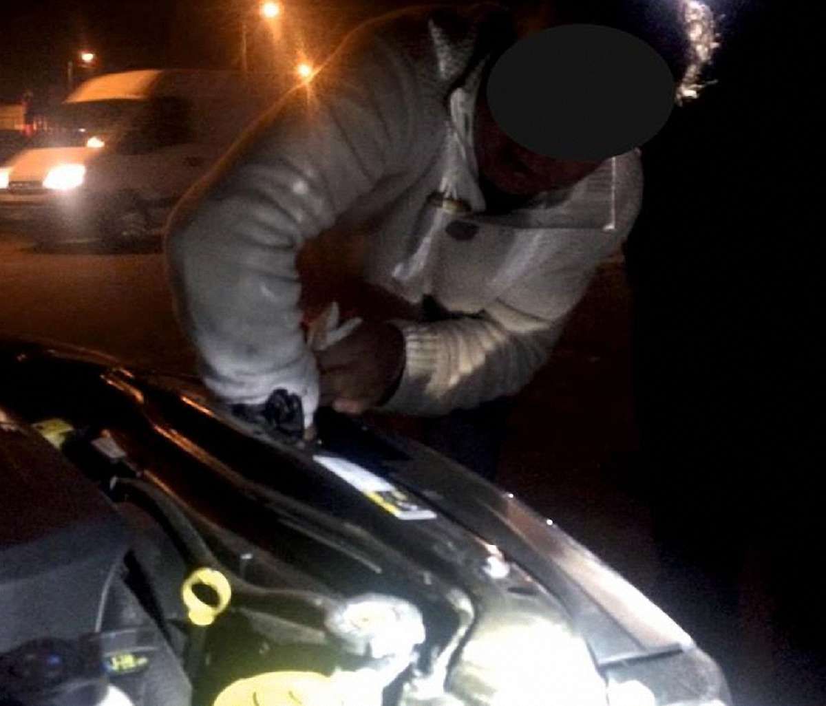На Львівщині працівника Інтерполу оштрафували за незаконні проблискові маячки