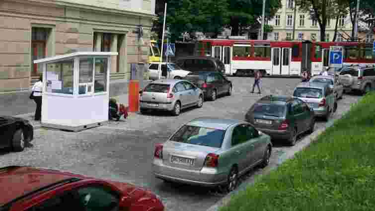 У Львові затвердили нові тарифи на паркування