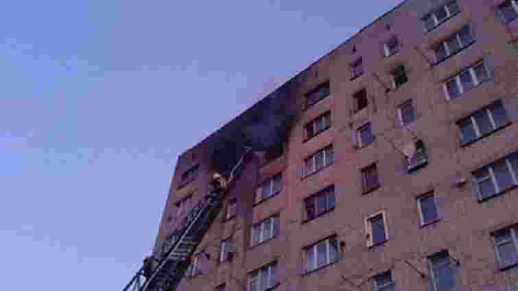 Внаслідок пожежі в гуртожитку на Львівщині шпиталізували чотирьох людей