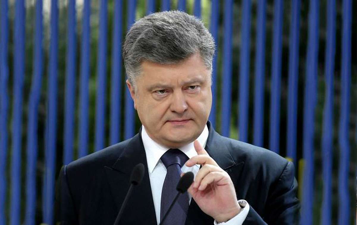 Порошенко заявив про початок переговорів щодо деокупації Криму