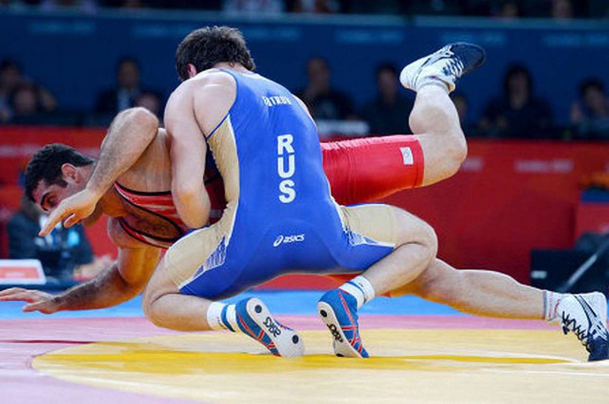 Російська збірна з боротьби може пропустити Олімпіаду-2016 через допінг-скандал