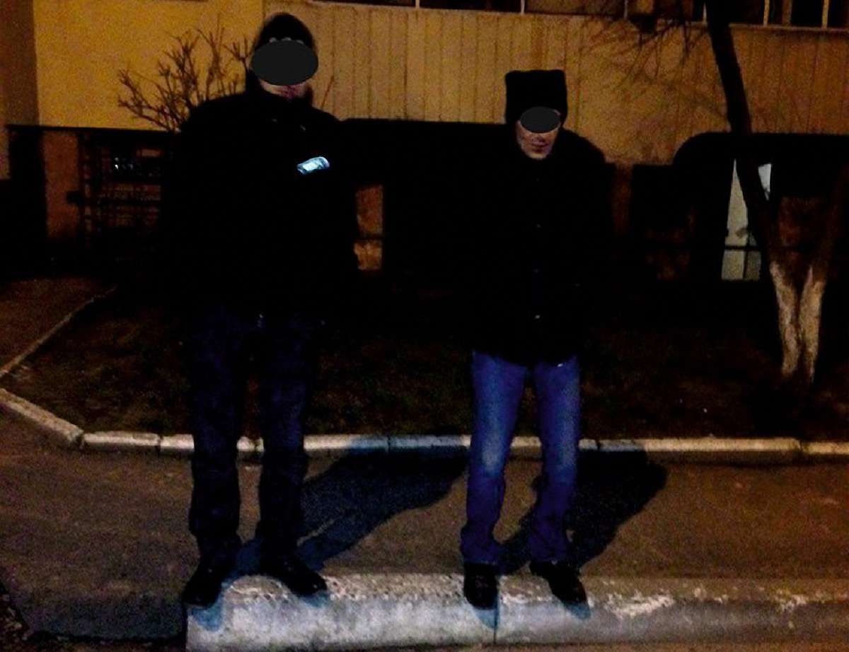 У Львові  затримали двох автозлодіїв