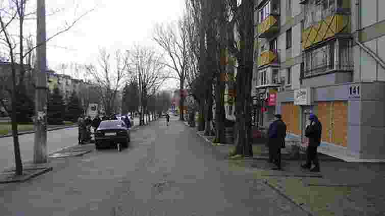 В центрі Дніпропетровська затримали чоловіка з п’ятьма гранатами і наркотиками
