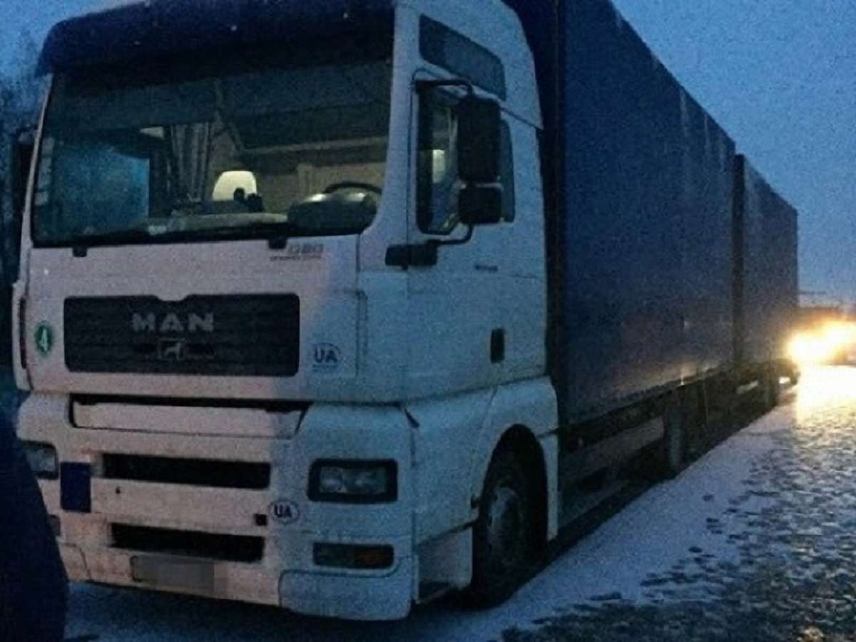 На Сумщині вилучили контрабандну партію цигарок з Росії вартістю $200 тис.