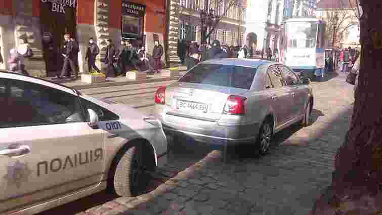 Поліція оштрафувала водія мера Львова