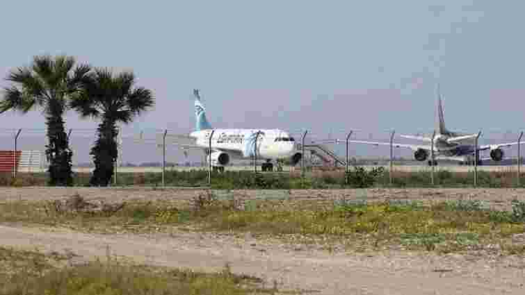 На Кіпрі поліція арештувала викрадача літака EgyptAir