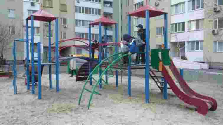 У Львові введуть мораторій для будівництва на дитячих і спортивних майданчиках