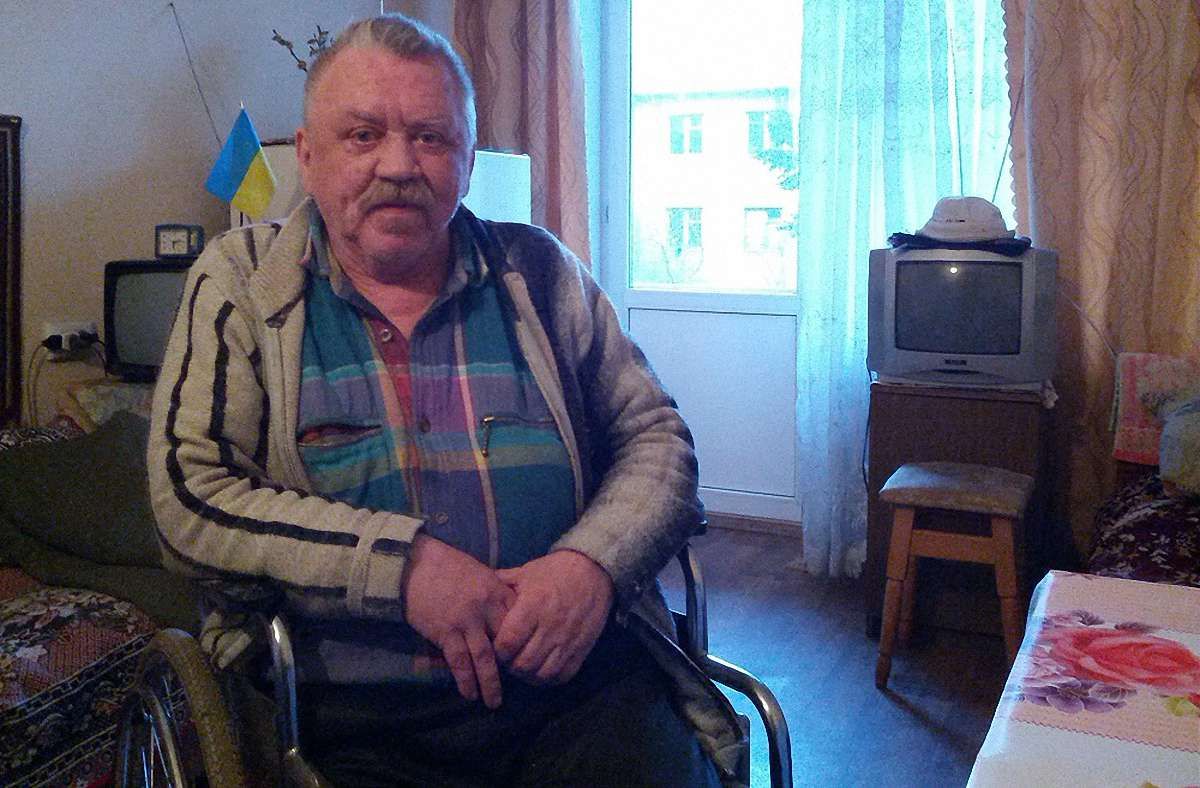 «До цього не звикнути, розумієш? Просто затуплюється усе потихеньку»