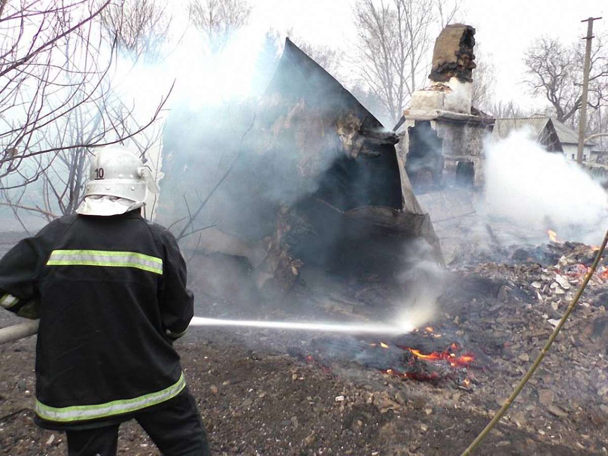 На Львівщині дотла згорів дачний будинок