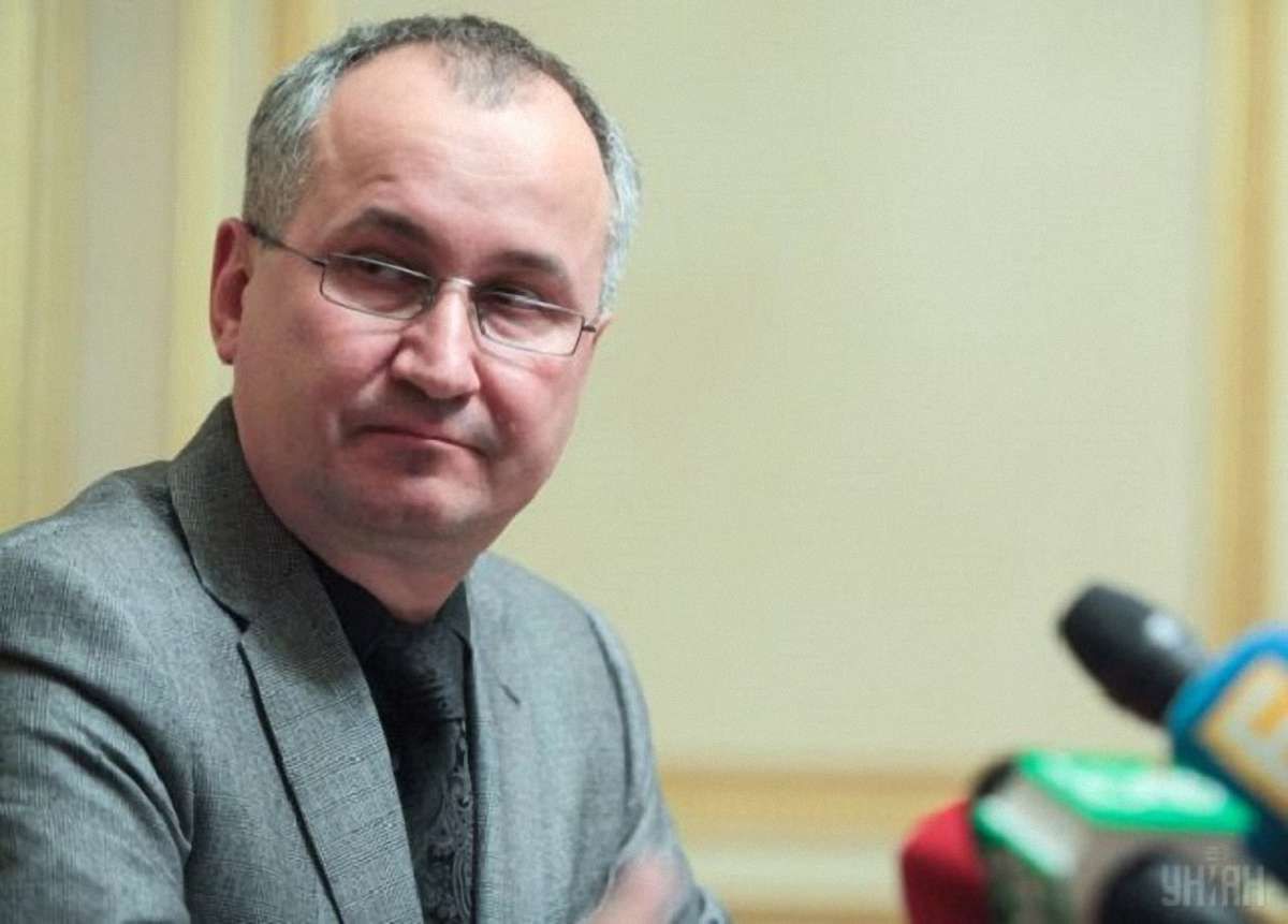 СБУ затримала вербувальника російського ГРУ при спробі вивезти до РФ секретні документи