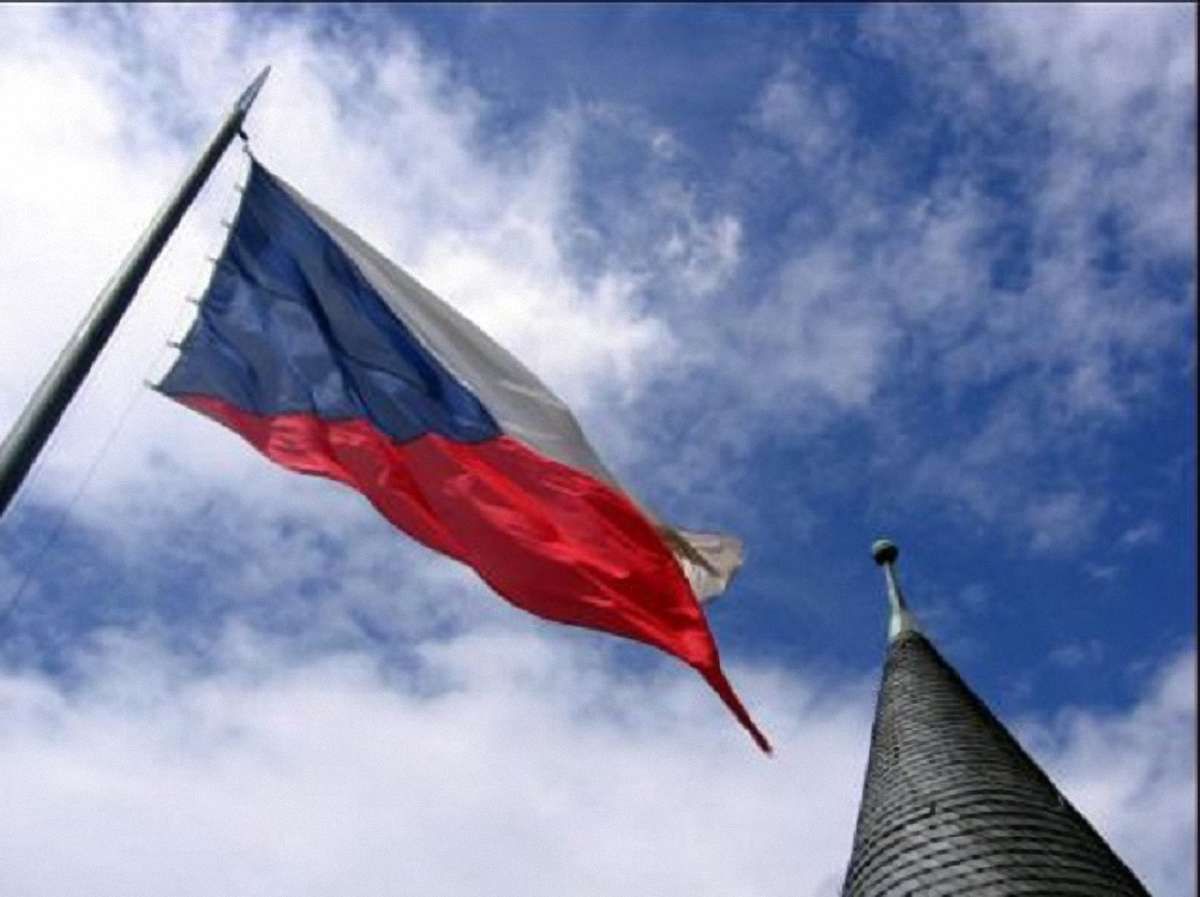 Чехія вирішила змінити свою міжнародну назву