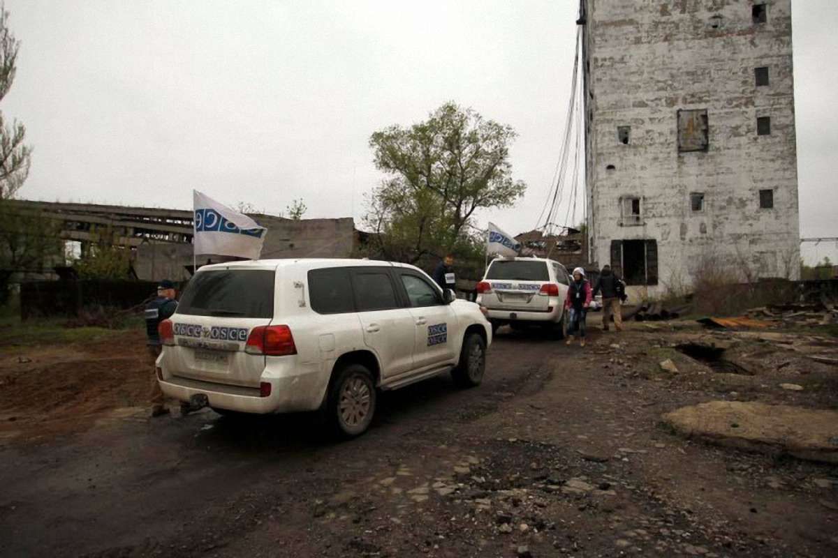 ОБСЄ встановила у Авдіївці та біля Донецька цілодобові камери відеоспостереження