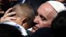 Папа Франциск забрав до Ватикану 12 сирійських біженців