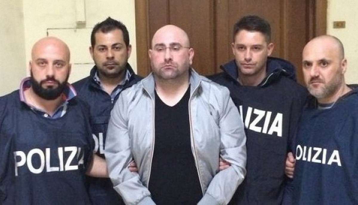 В Італії заарештували лідера неаполітанської мафії