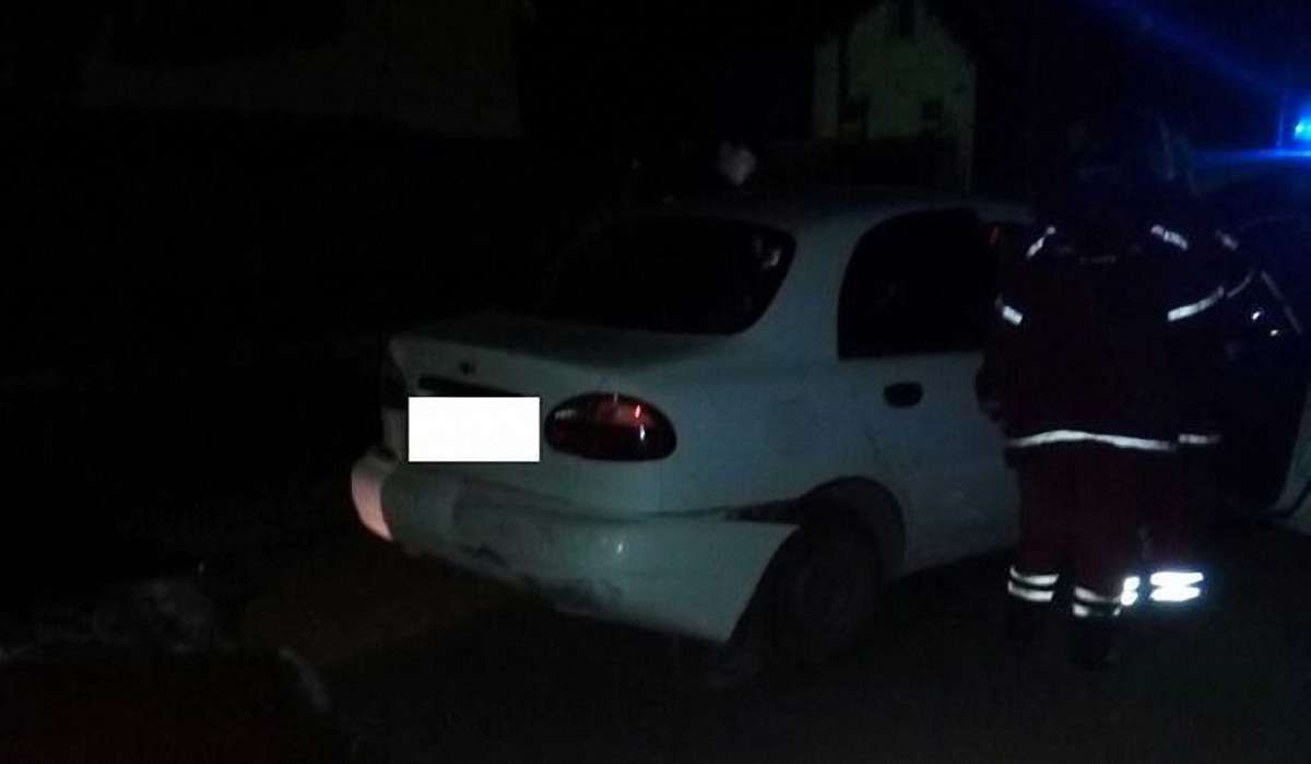 У Винниках п’яний таксист при втечі від поліцейських вчинив ДТП
